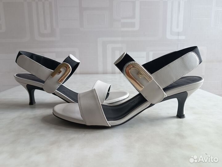 Босоножки Furla