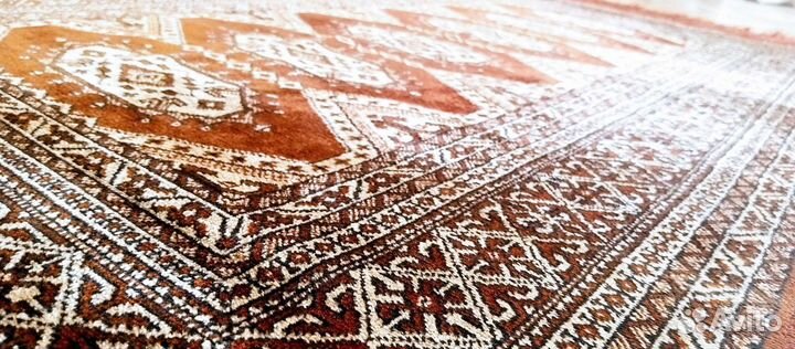 Ковер прикроватный