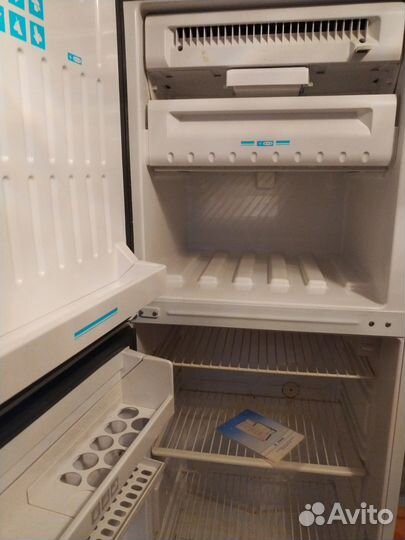 Холодильник Stinol RF NF 315 No Frost