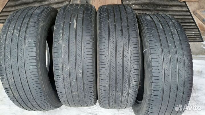 Michelin Latitude Tour HP 215/60 R17