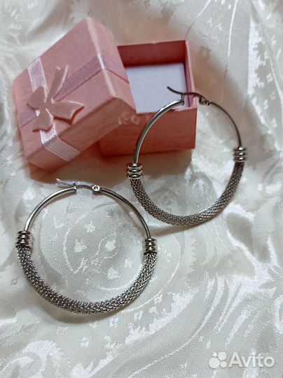 Серьги-кольца новые