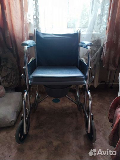 Инвалидная коляска