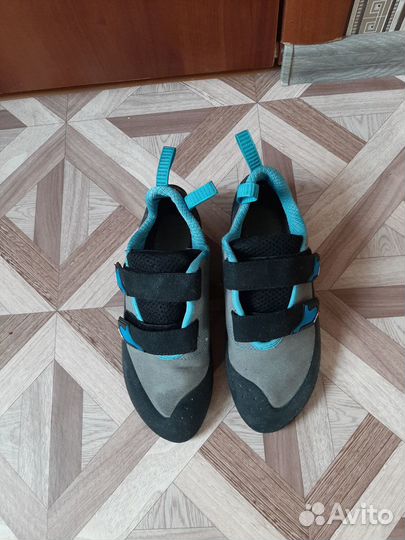 Спортивная обувь,с