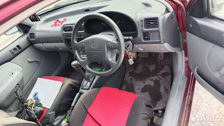 Toyota Starlet 1.3 AT, 1996, 305 843 км