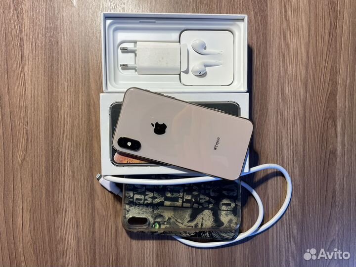 iPhone Xs, 256 ГБ