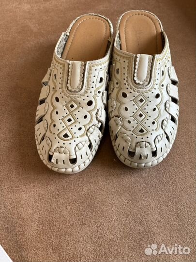 Шлепанцы женские 42р