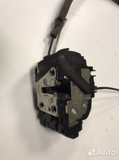 Nissan patrol y62 замок передней левой двери