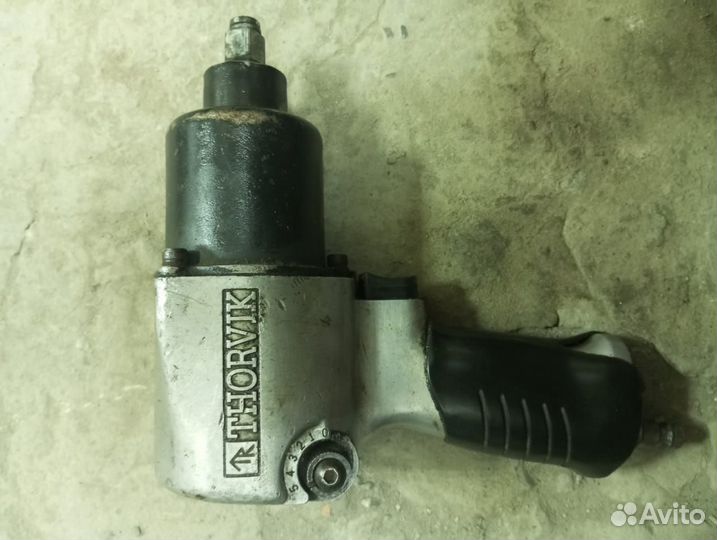 Пневмогайковерт ударный Thorvik