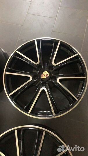 Оригинал новые диски Porsche Panamera R21