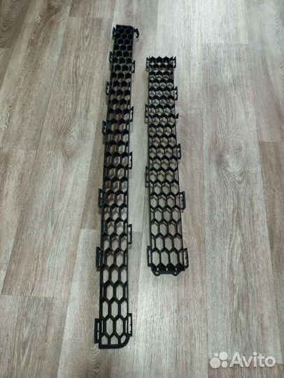 Решётки бампера Toyota bB Scion xb