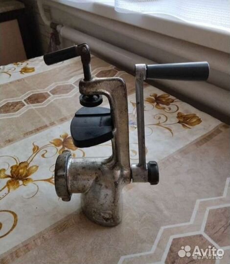 Тарелки, Мясорубка, посуда, чашки