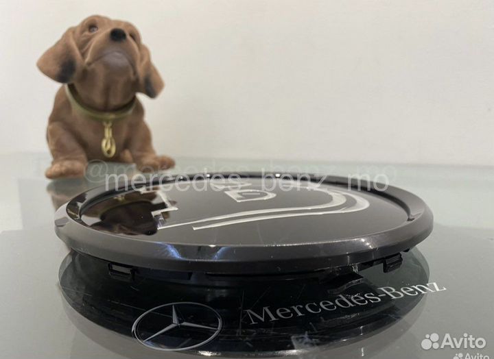 Эмблема Brabus Mercedes Benz в решетку радиатора