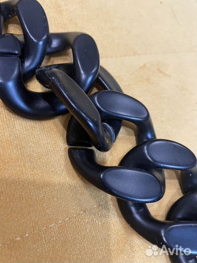 Украшение на шею