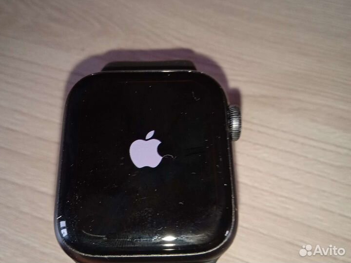 Часы apple watch SE 40MM WR-50 made in California