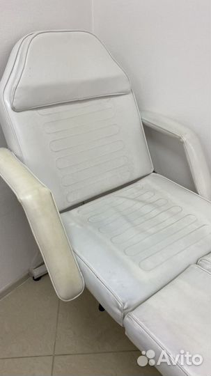 Кресло кушетка косметологическая и для педикюра