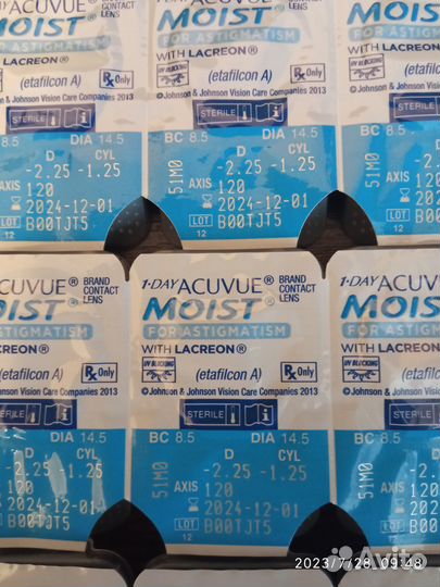 Линзы контактные астигматические acuvue