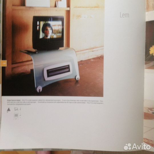 Дизайнерская TV тумба из стекла Италия новая