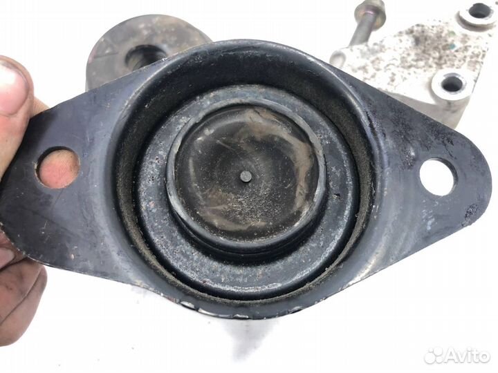 Подушка двигателя передняя правая Honda Inspire