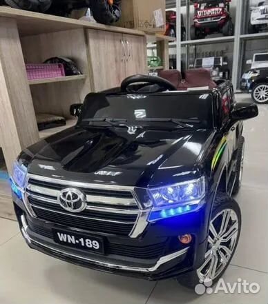 Электромобиль новый