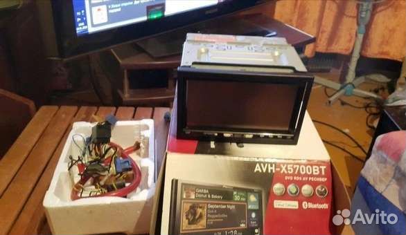 Продам 2DIN мультимедийный центр с 6-дисковым DVD