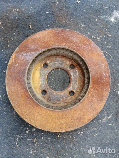 Тормозной диск передний Nissan Note E11