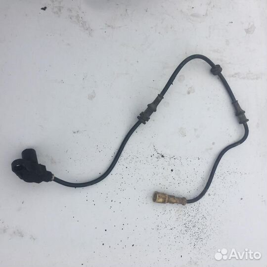 Датчик ABS передний Опель Вектра Б