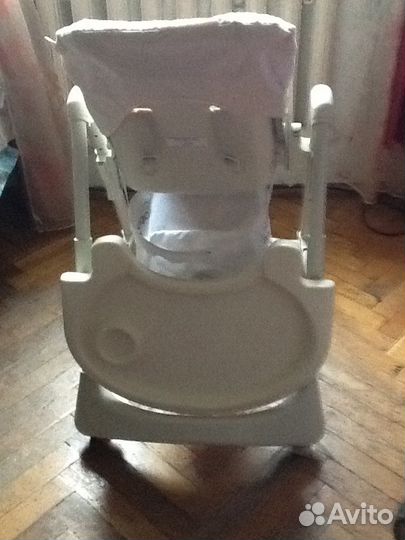 Детский стульчик -столик для кормления