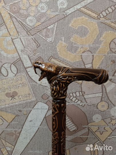 Трость для ходьбы деревянная