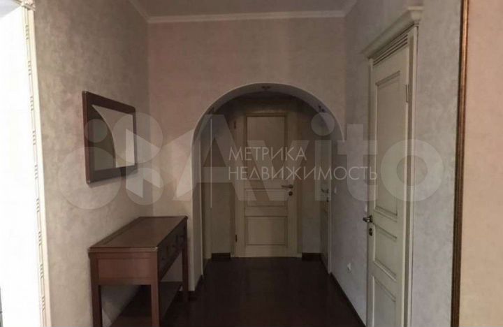 4-к. квартира, 110 м², 12/12 эт.