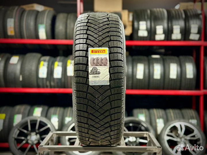 Pirelli Ice Zero FR 215/65 R16