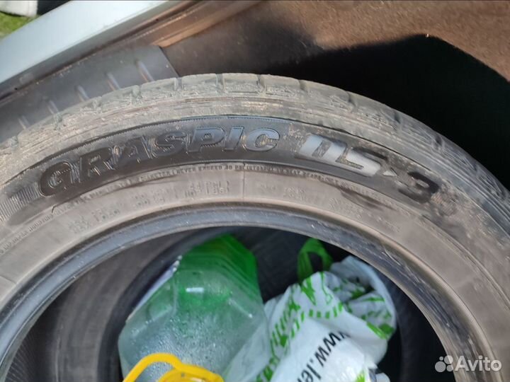 Dunlop Graspic DS3 185/60 R15 84Q