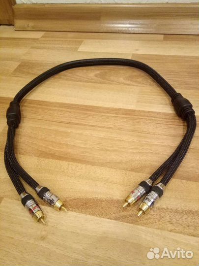 VAN den Hul. M.C. The source Hibrid. И не только