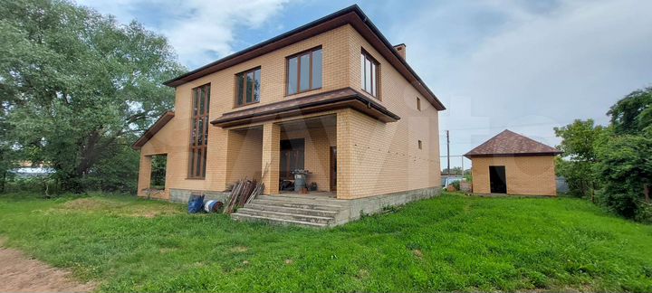 Дом 180 м² на участке 20 сот.