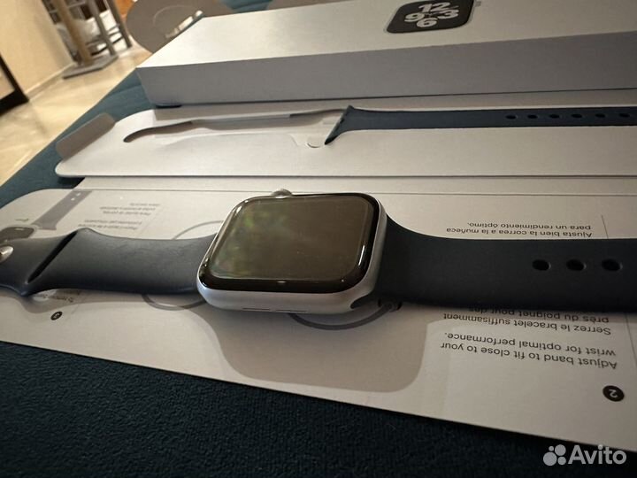 Часы apple watch se 44 mm