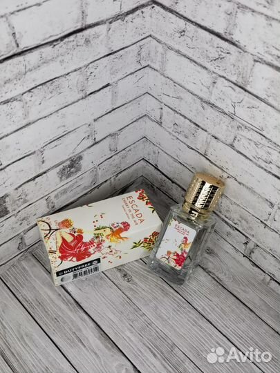 Духи женские Escada Cherry in the Air 30 мл Люкс