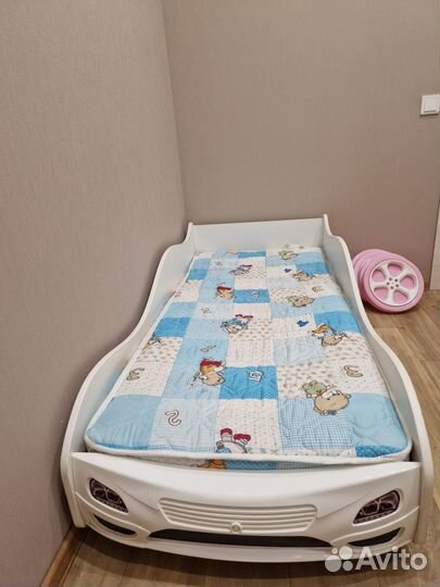 Детская кроватка- машина