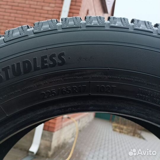 Nitto SN 2 Winter 225/65 R17