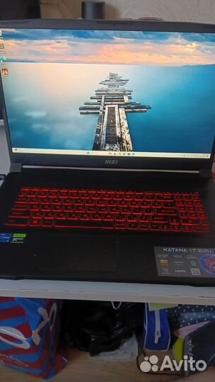 Msi katana 17 b12u