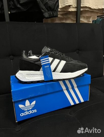 Кроссовки Adidas Retropy: стиль и динамика