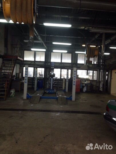 Шиномонтажник/автослесарь/сход развал