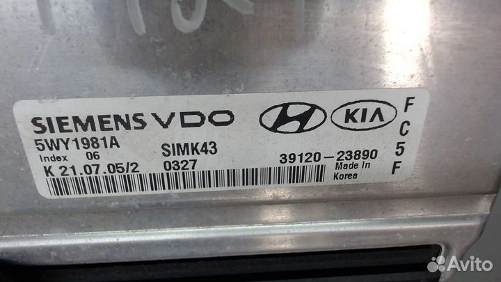 Блок управления двигателем Hyundai Trajet, 2006