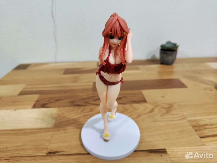 Аниме фигурка Ицуки Накано 