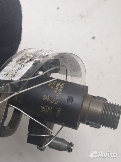 Форсунка топливная Land Rover Range Rover Sport 2013, 2014