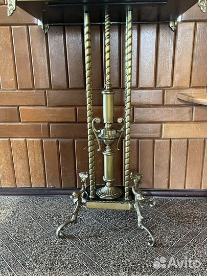 Столик подставка