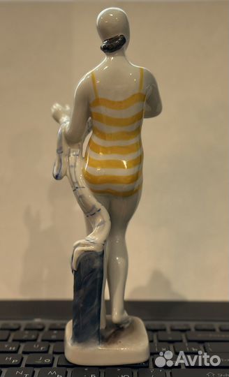 «Купальщица»лфз