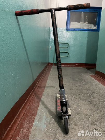 Трюковой самокат