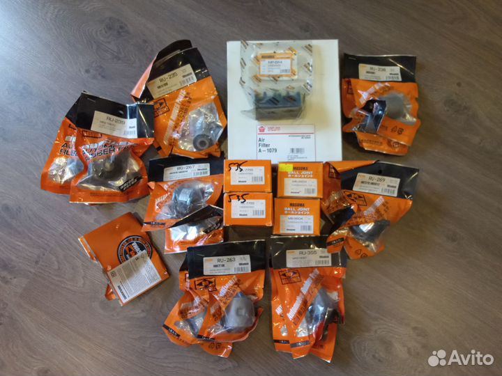 Комплект сайлентблоков Mitsubishi Pajero Junior