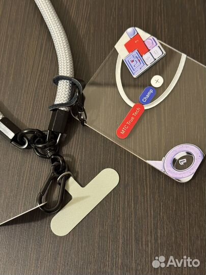 Ланъярд шнур с карабином, бейдж МТС True Tech
