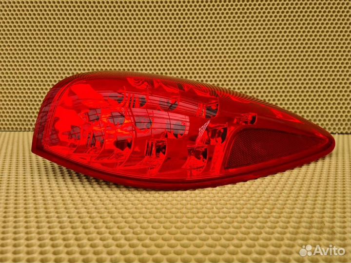 Фонарь в крыло задний правый Infiniti Ex25 Ex35