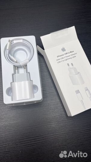 Зарядное устройство для iPhone